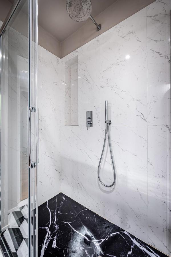 Hs4u Ricasoli Luxury Near Duomo N. 3 Appartement *